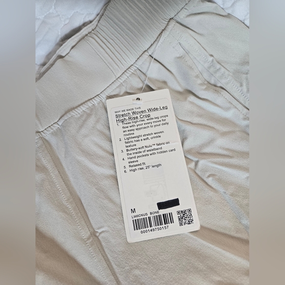 Lululemon Athletica Stretch Woven Wide-Leg High-Rise Crop Pants - Picture 2 of 6